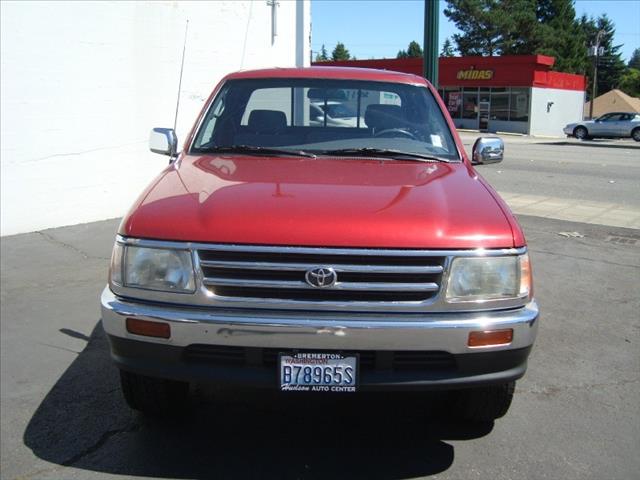 Toyota T100 1995 photo 2