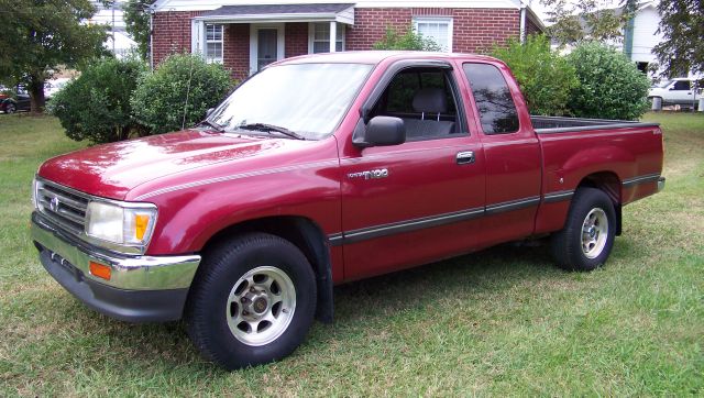 Toyota T100 1996 photo 4