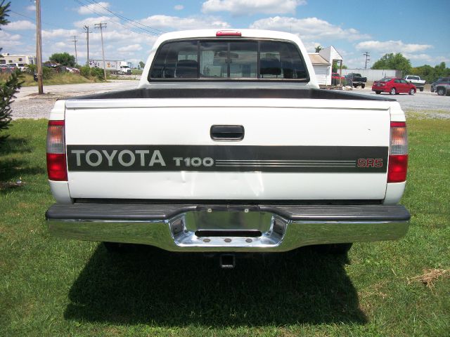 Toyota T100 1997 photo 3