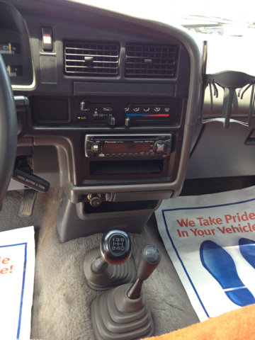 Toyota Tacoma 1992 photo 1