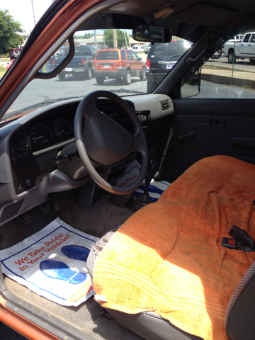 Toyota Tacoma 1992 photo 4