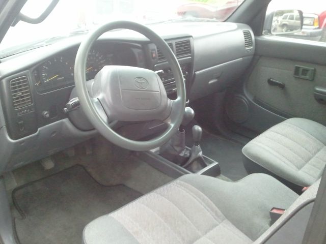 Toyota Tacoma 1995 photo 2