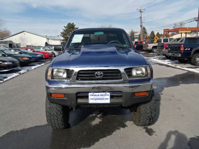 Toyota Tacoma 1996 photo 3