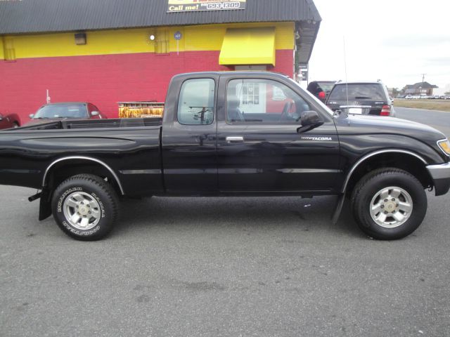 Toyota Tacoma 1996 photo 3