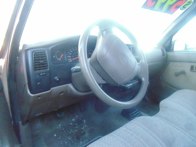 Toyota Tacoma 1996 photo 1