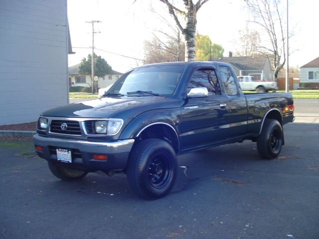 Toyota Tacoma 1996 photo 1