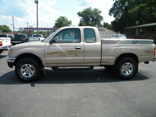 Toyota Tacoma 1997 photo 4