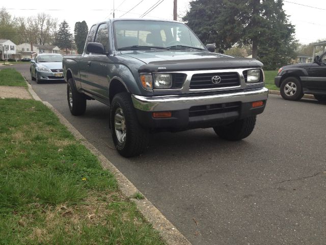 Toyota Tacoma 1997 photo 1