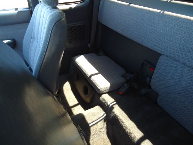 Toyota Tacoma 1997 photo 2