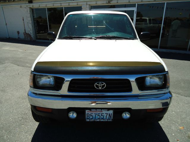 Toyota Tacoma 1997 photo 3