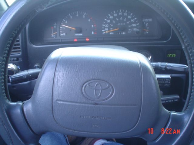 Toyota Tacoma 1997 photo 1