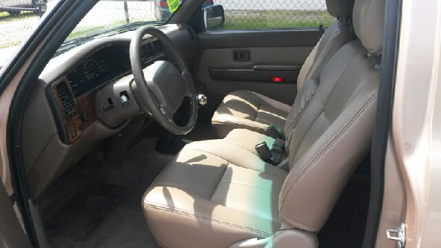 Toyota Tacoma 1997 photo 4