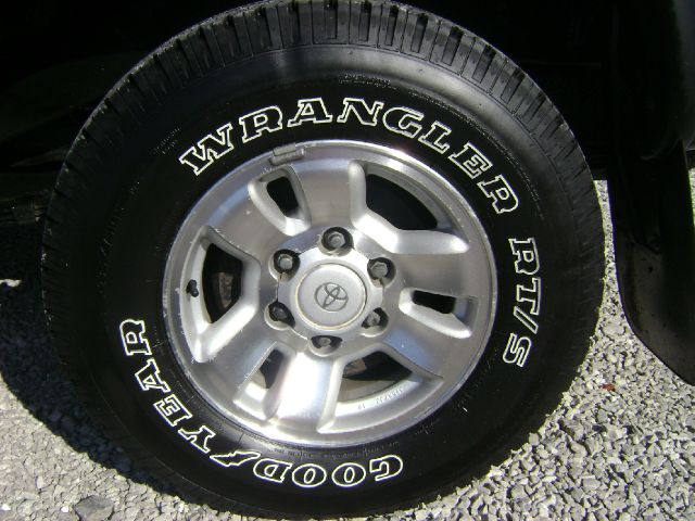 Toyota Tacoma 1998 photo 3