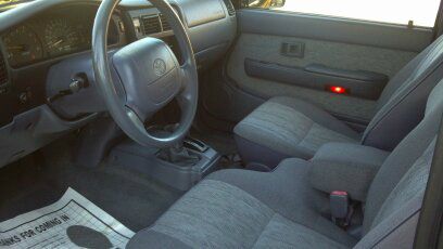 Toyota Tacoma 1998 photo 2
