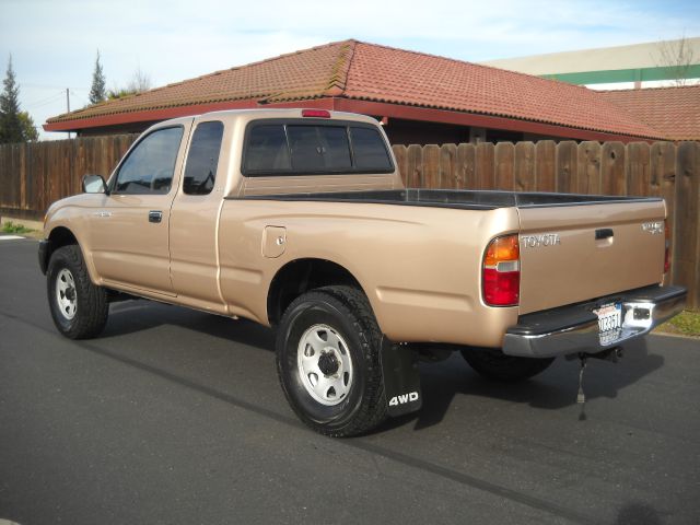Toyota Tacoma 1999 photo 2