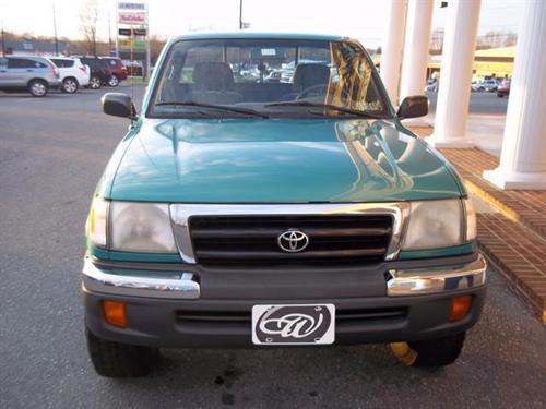 Toyota Tacoma 1999 photo 3