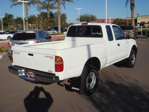 Toyota Tacoma 1999 photo 2