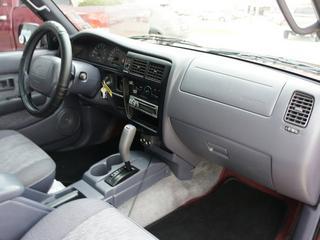 Toyota Tacoma 1999 photo 2