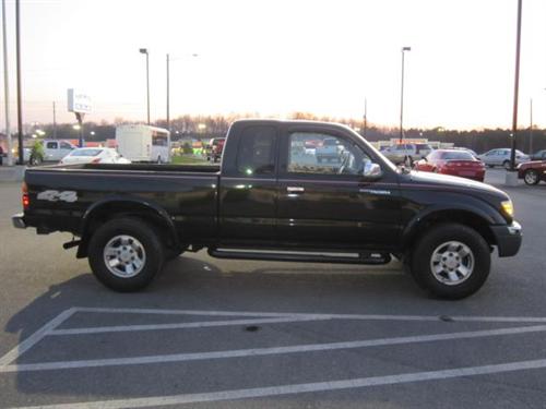 Toyota Tacoma 1999 photo 2