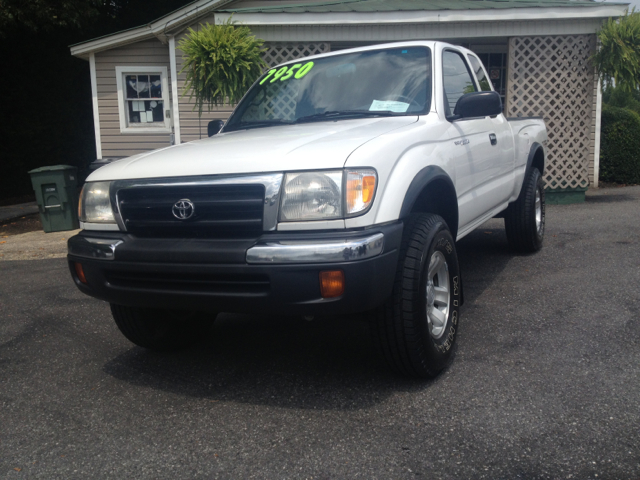 Toyota Tacoma 1999 photo 2