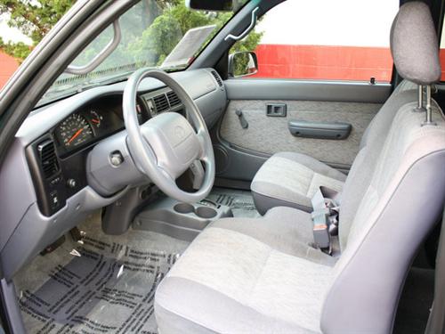Toyota Tacoma 1999 photo 3