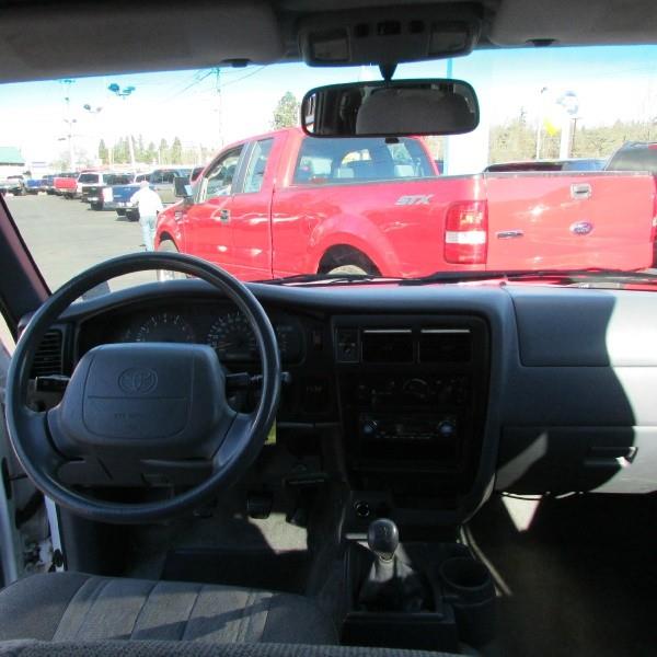 Toyota Tacoma 1999 photo 3
