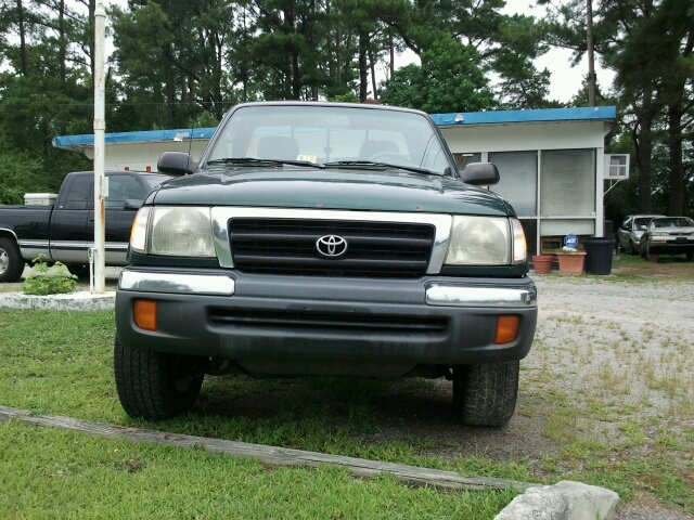 Toyota Tacoma 2000 photo 4