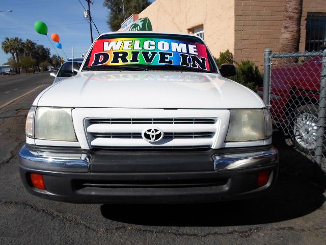 Toyota Tacoma 2000 photo 4