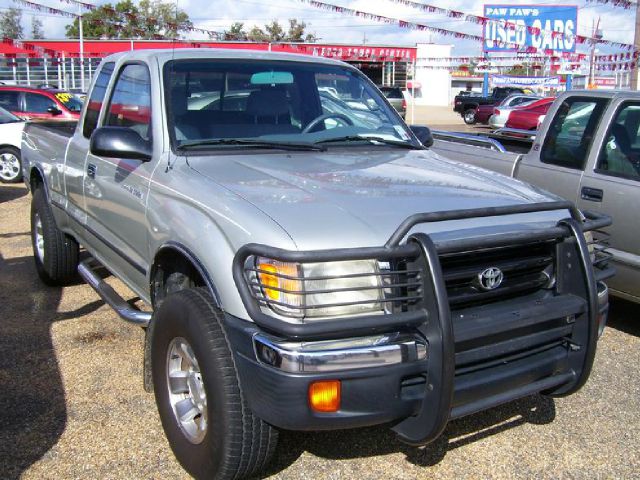 Toyota Tacoma 2000 photo 1