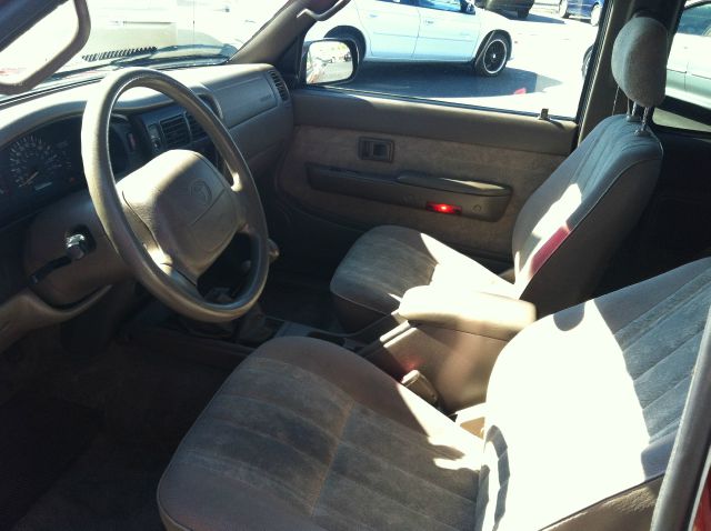 Toyota Tacoma AWD SL Pickup Truck