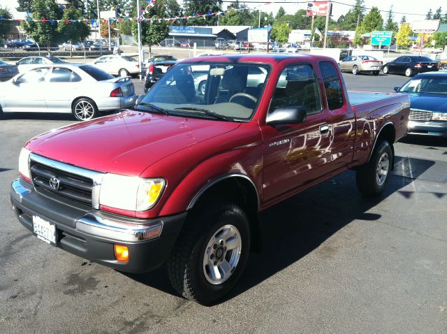 Toyota Tacoma 2000 photo 2