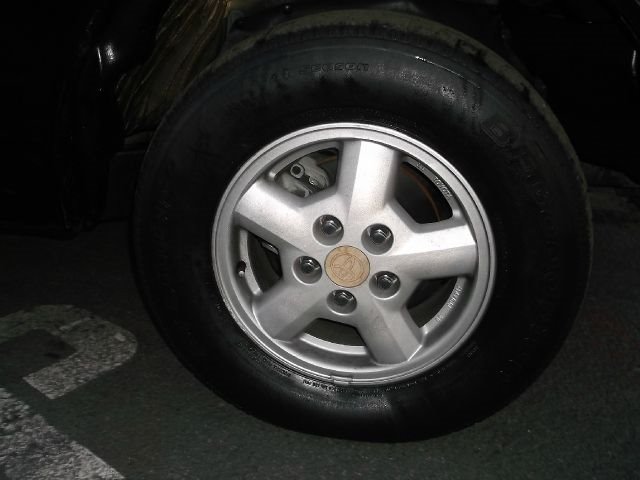 Toyota Tacoma 2000 photo 2