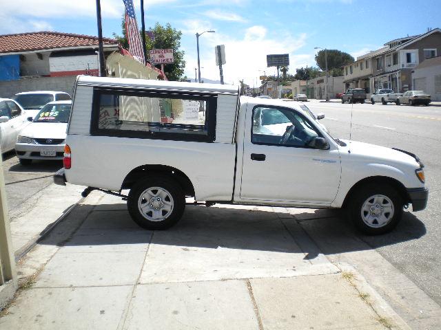 Toyota Tacoma 2001 photo 2
