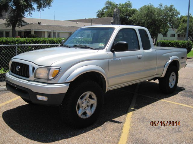 Toyota Tacoma LS Flex Fuel 4x4 This Is One Of Our Best Bargains Pickup Truck