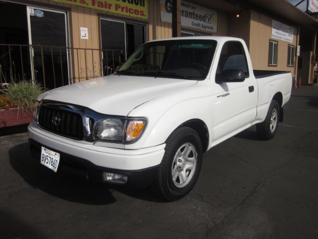 Toyota Tacoma 2001 photo 2