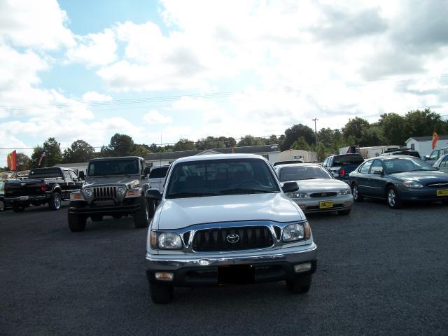 Toyota Tacoma Base Pickup