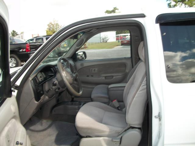 Toyota Tacoma 2001 photo 2