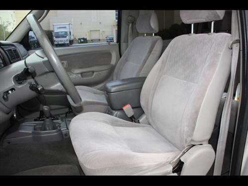 Toyota Tacoma 2001 photo 2