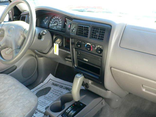 Toyota Tacoma 2001 photo 3