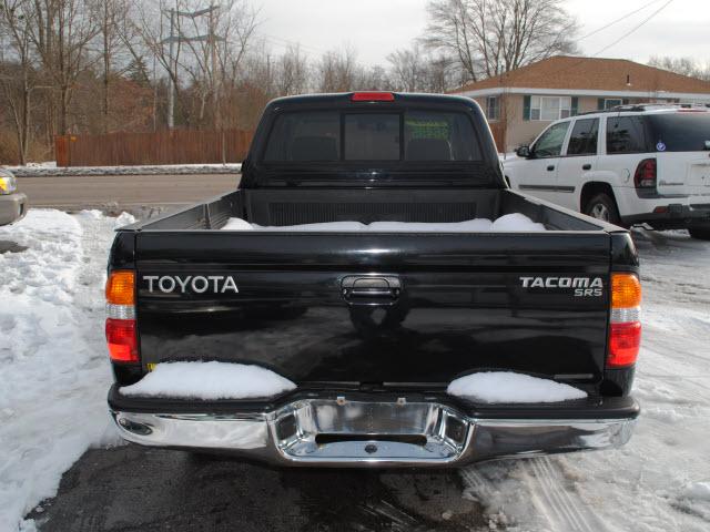 Toyota Tacoma 2001 photo 2