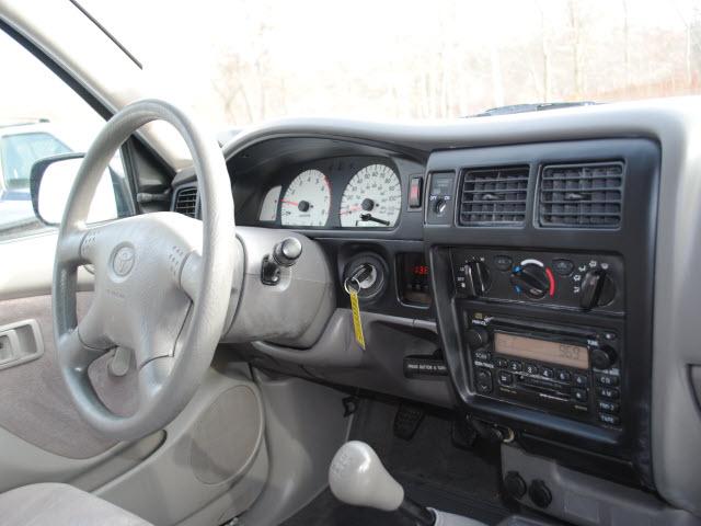 Toyota Tacoma 2001 photo 5