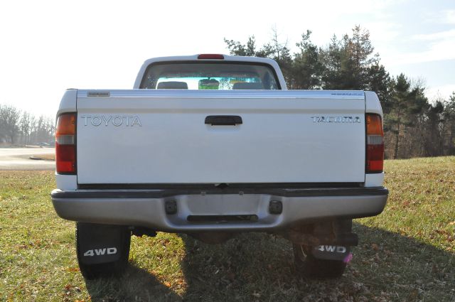 Toyota Tacoma 2001 photo 2