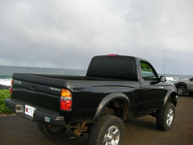 Toyota Tacoma 4WD 4dr AT Pickup Truck