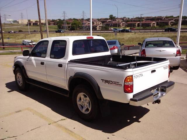 Toyota Tacoma 2001 photo 2