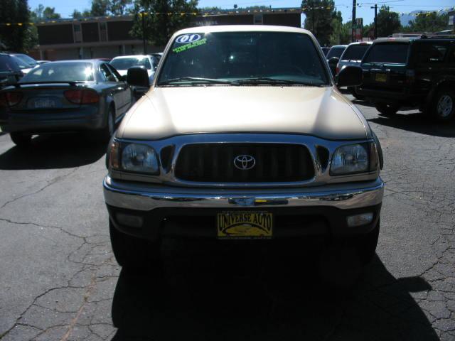 Toyota Tacoma 2001 photo 2