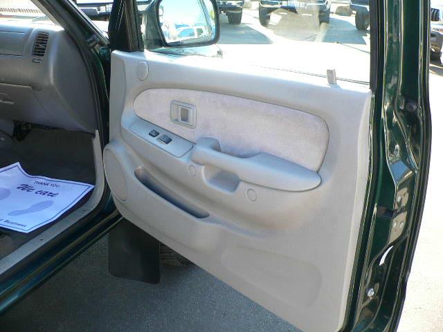 Toyota Tacoma 2001 photo 4