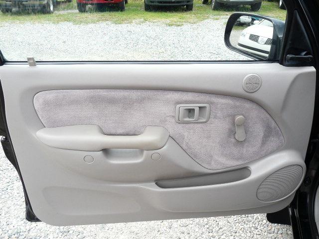 Toyota Tacoma 2002 photo 3