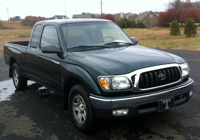 Toyota Tacoma 2002 photo 2