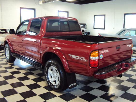 Toyota Tacoma 2002 photo 2