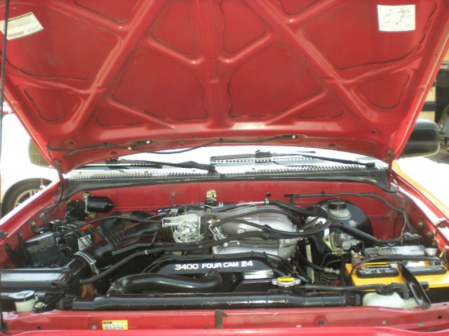 Toyota Tacoma 2002 photo 2